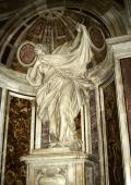 Statue af Veronika med Jesus ligklæde i Peterskirken